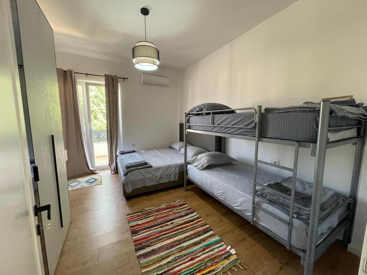 Hostel Baza - Swimming Pool