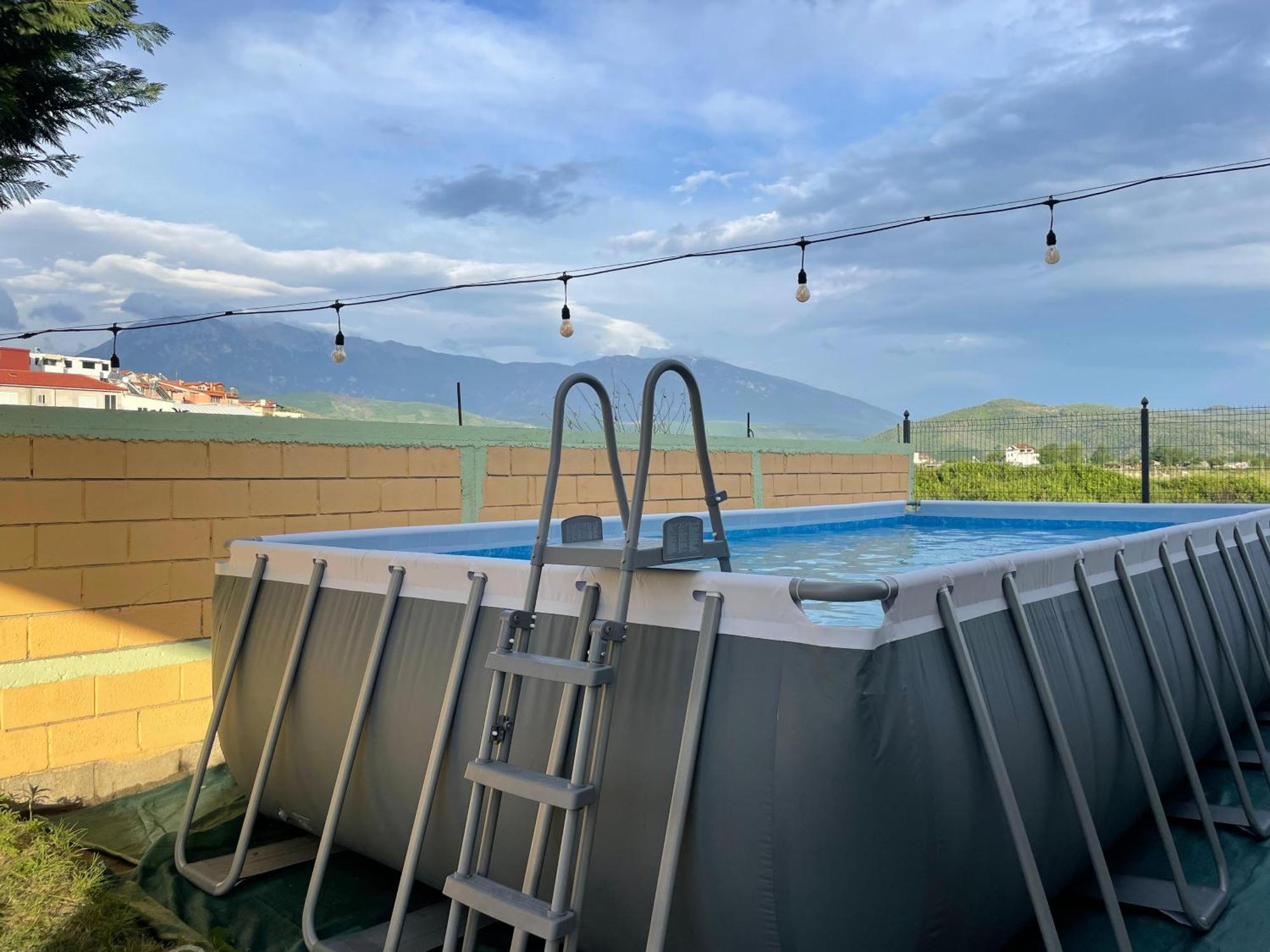 Baza - Swimming Pool